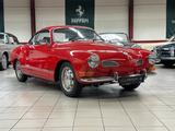 Volkswagen Karmann Ghia - rote Volkswagen Karmann Ghia
