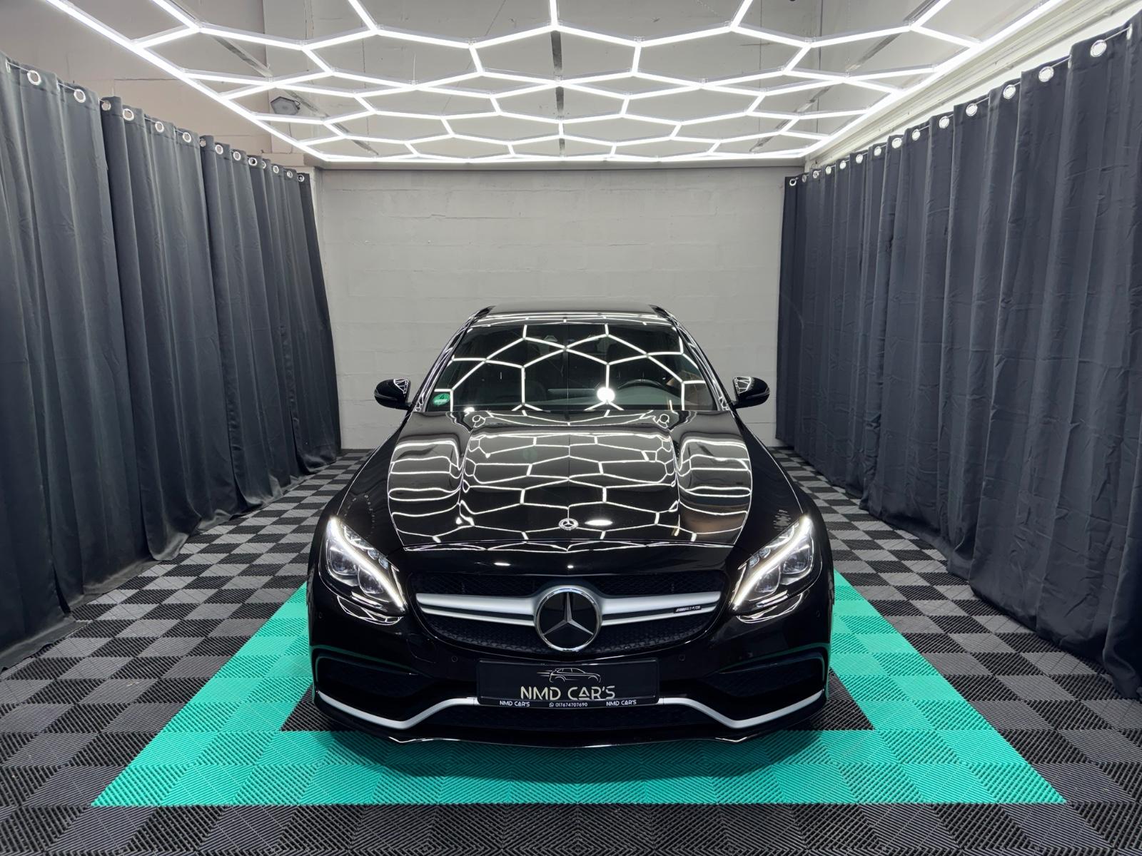 Mercedes-Benz C 63 AMG PANO/AHK/KEYLESSGO/SPURH/TOTW/GEPFLEGT