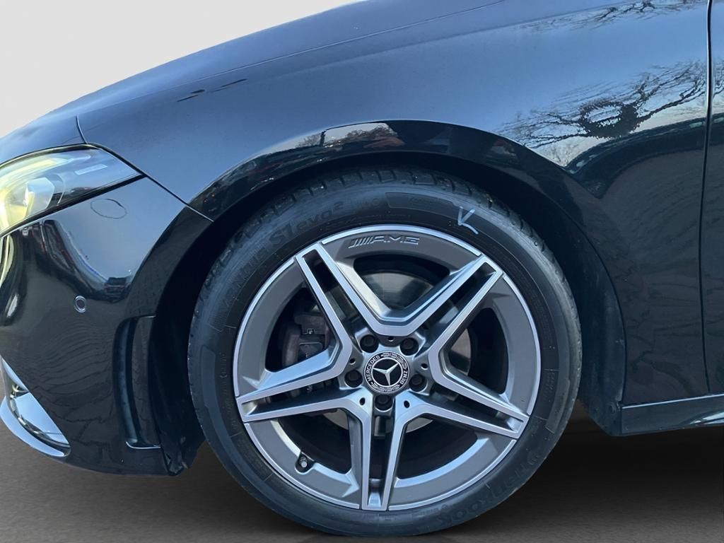 Fahrzeugabbildung Mercedes-Benz A 200 AMG*PSD*LED*KAMERA*NAVI-PREMIUM*AMBIENTE
