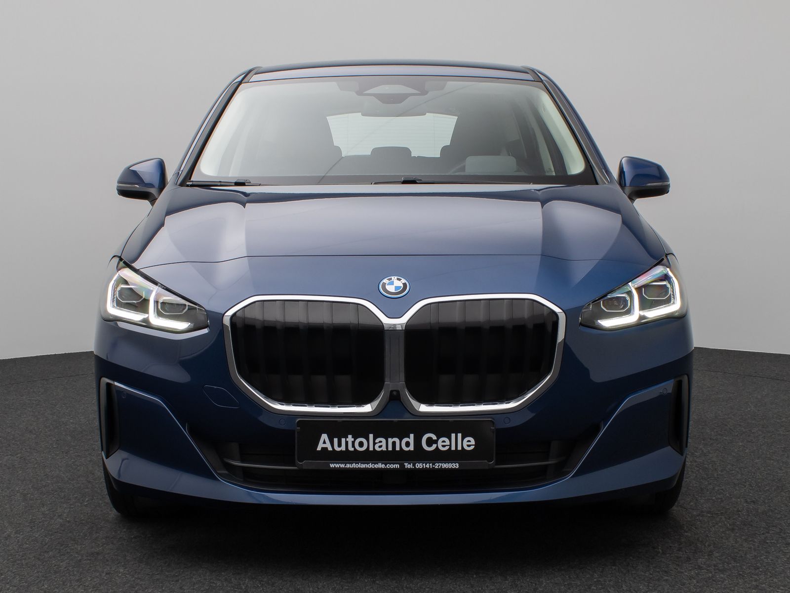 Fahrzeugabbildung BMW 225 Active Tourer  xD 360°HUD DAB H/K Sport LED