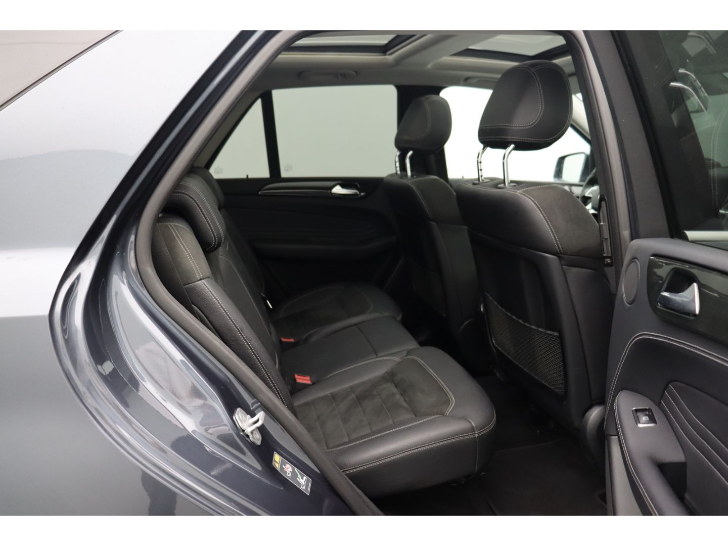 Fahrzeugabbildung Mercedes-Benz ML 350 CDI BlueTec Pano Schiebe Standheizung SHZ