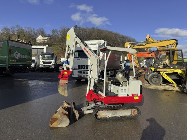 Takeuchi TB 016 Powertilt+3xSchaufeln