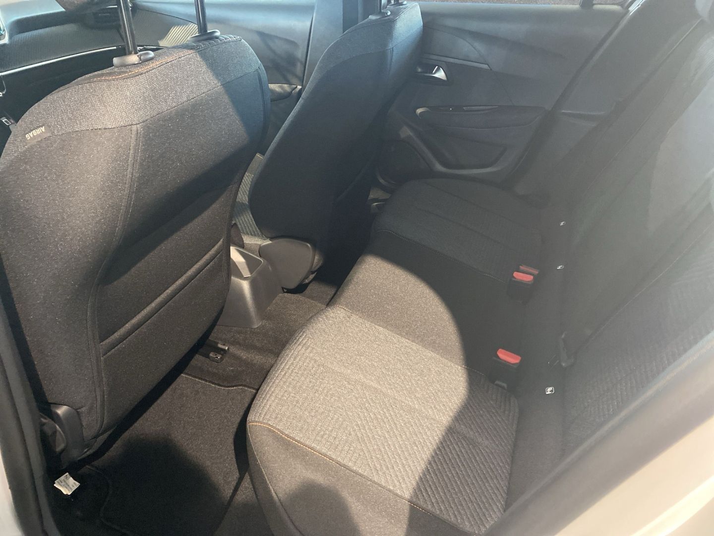 Fahrzeugabbildung Peugeot 208 Style 1.2 PureTech 75 EU6e