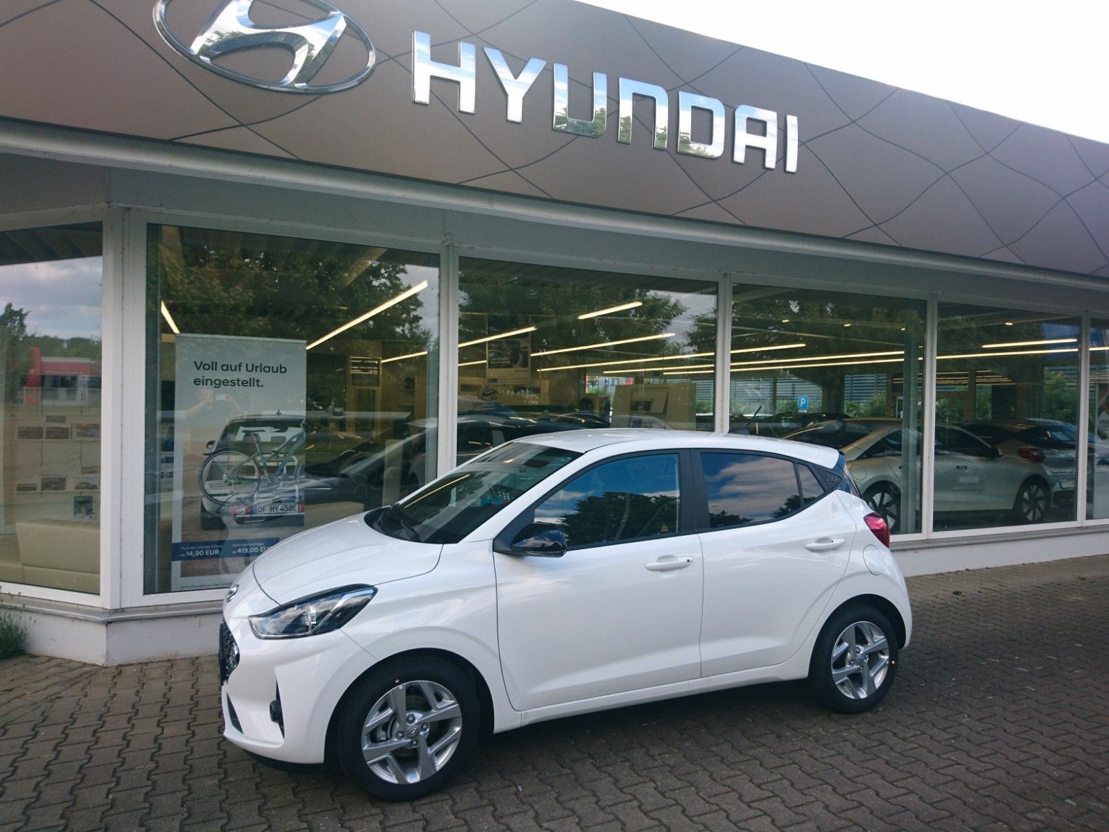 Fahrzeugabbildung Hyundai New i10 1.0 Connect & GO