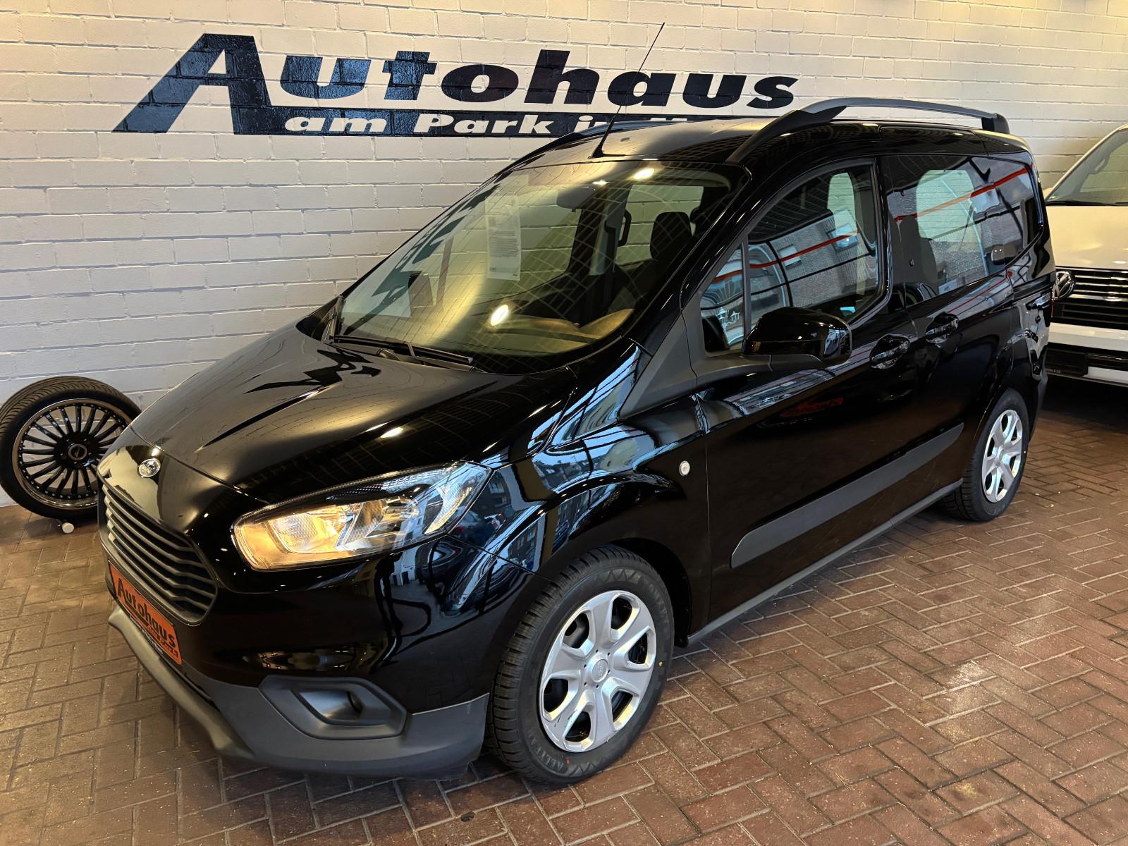 Ford Transit Courier als 5 Sitzer,Sondermodell: Trend