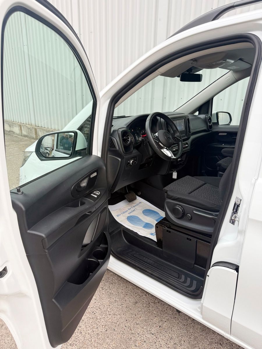 Mercedes-Benz Vito Tourer CDI 4Matik lang PRO 8 Sitz Navi TOP! foto 10