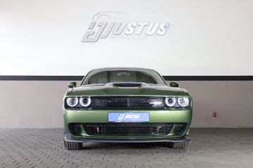 Dodge Challenger - 2
