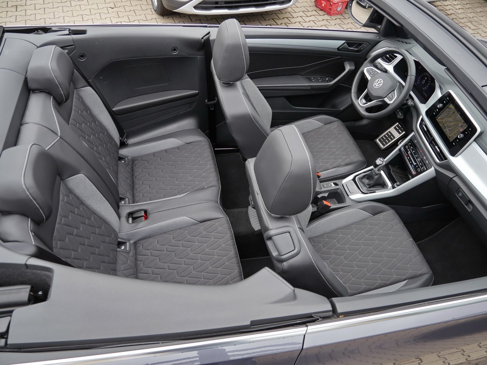 Volkswagen T-Roc - Bild 17