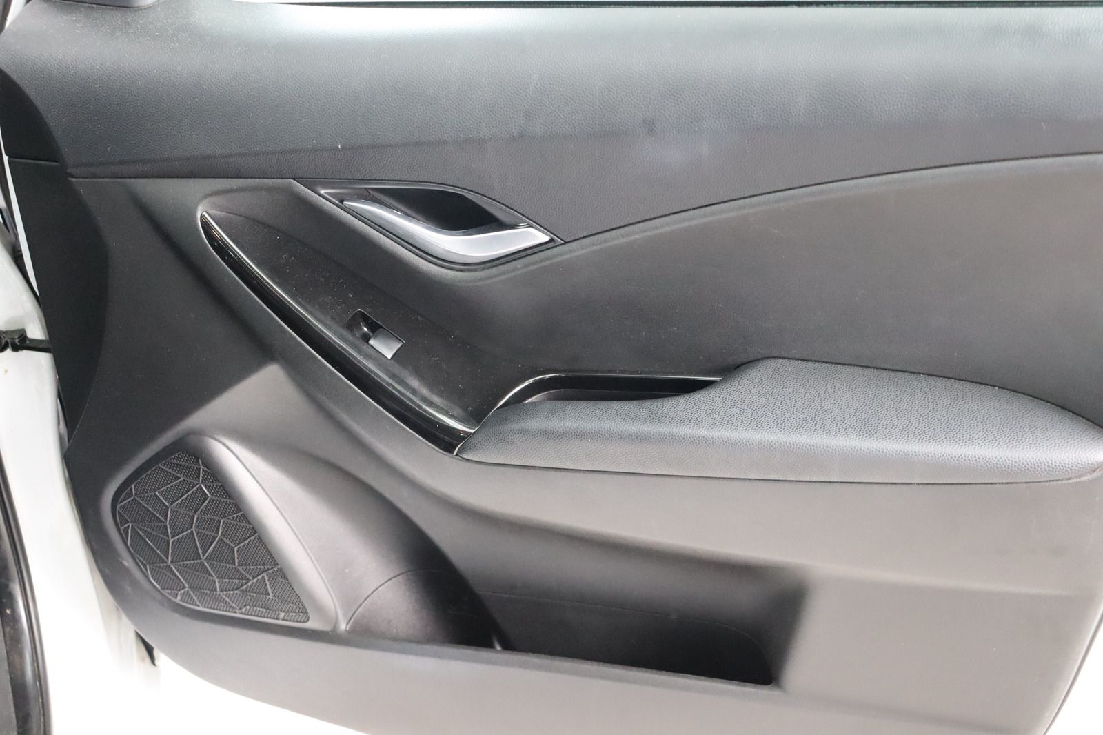 Fahrzeugabbildung Hyundai ix20 * HU/AU bis 06.2028 * 8-fach bereift Comfor