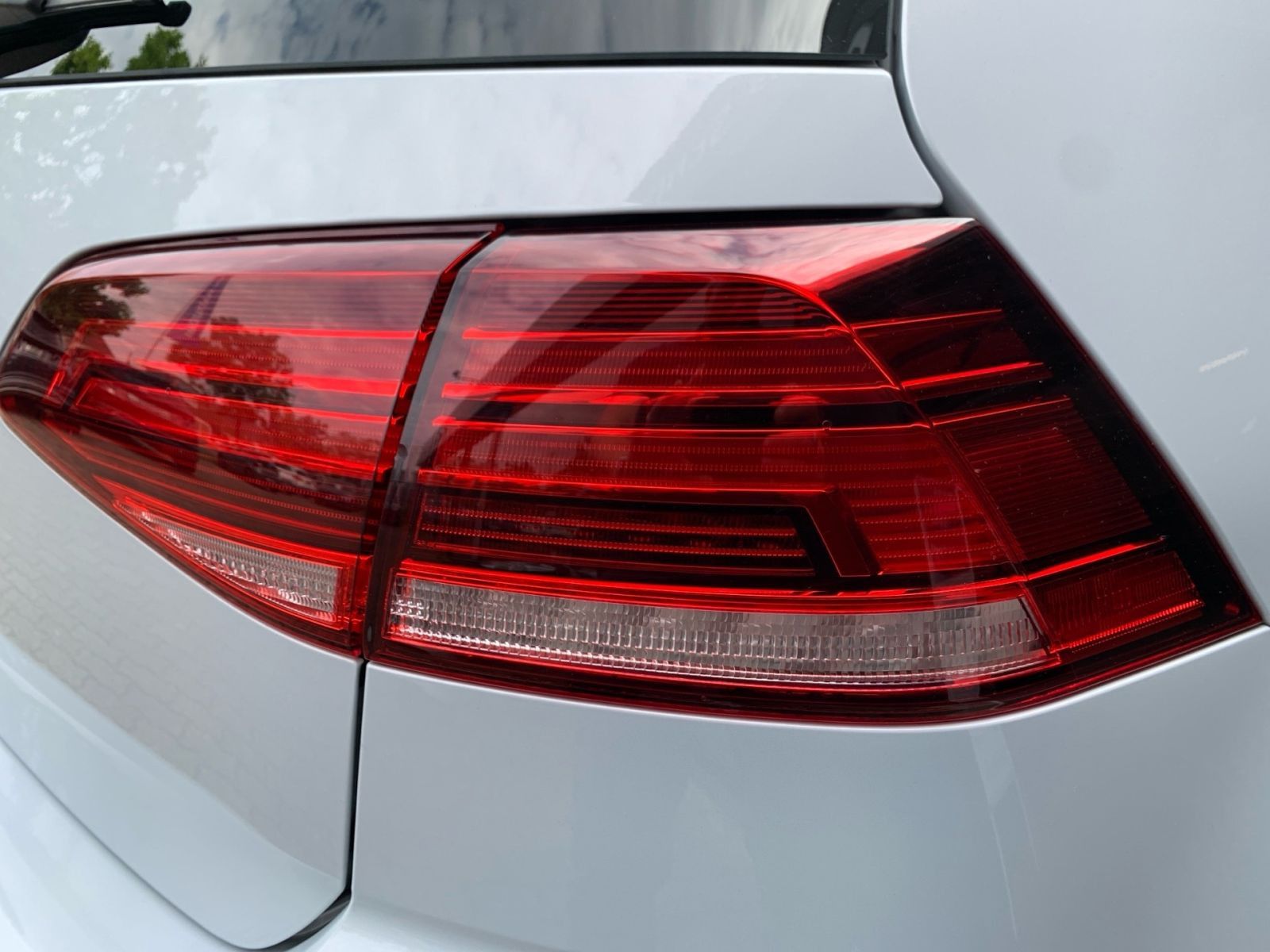 Fahrzeugabbildung Volkswagen Golf VII 1.0 TSI BMT/Start-Stopp Join Navi