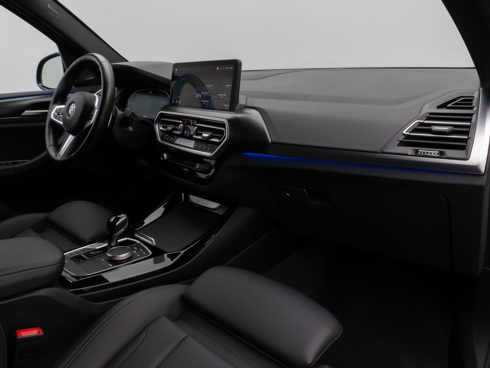 Fahrzeugabbildung BMW X3 xD20i M Sport Kamera DAB H/K AHK Alarm 20Zoll