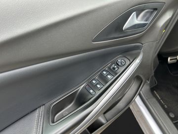Opel Grandland 1.6 Turbo INNOVATION 360° LED AHK SHZ