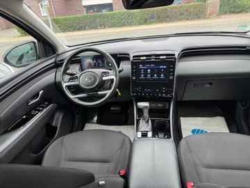 Hyundai TUCSON - 12