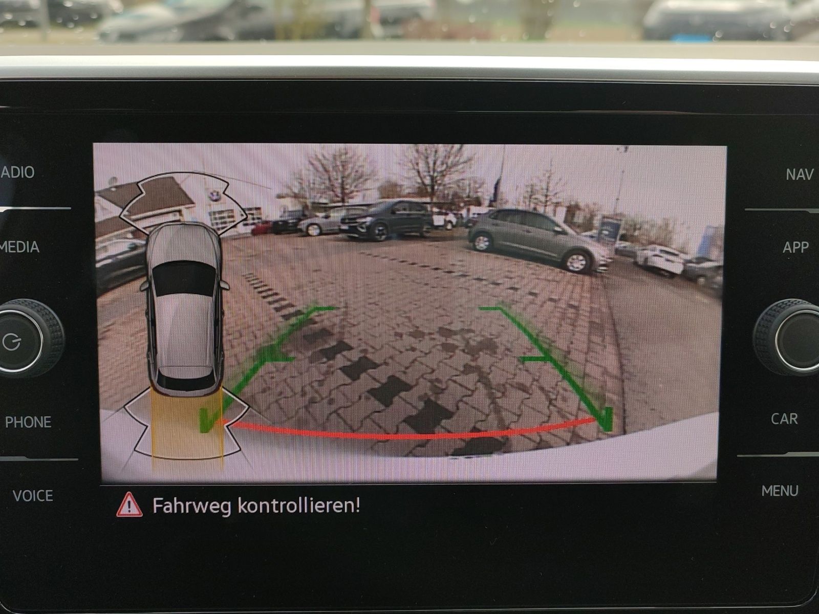 Volkswagen T-Roc - Bild 16