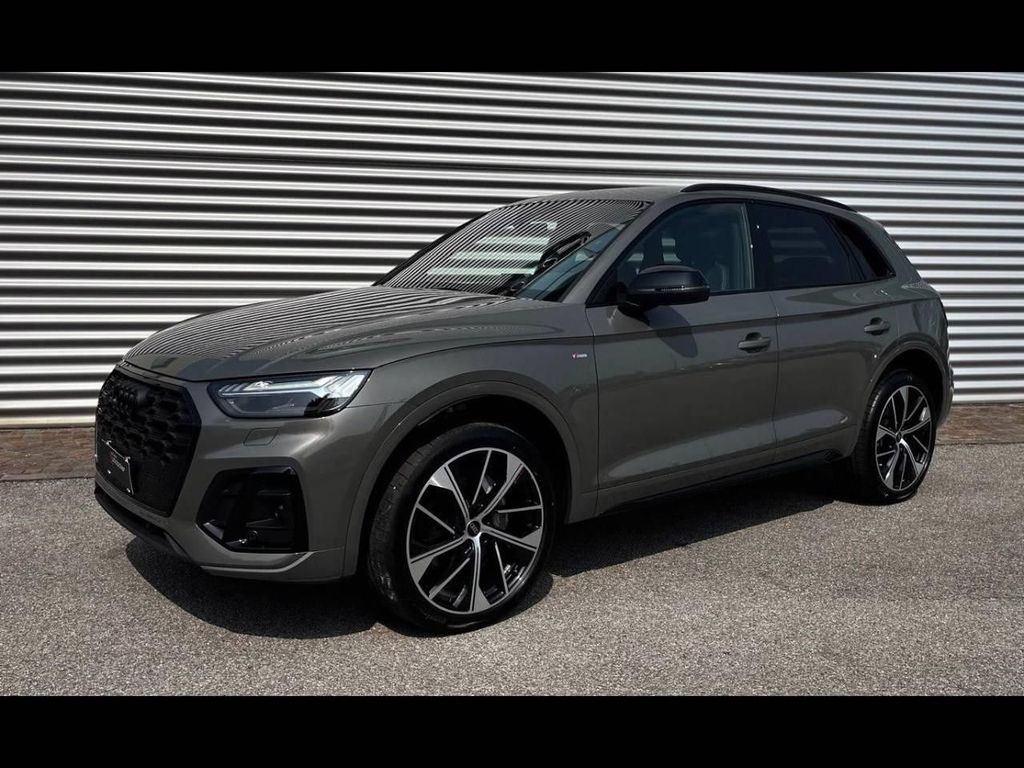 Audi AUDI Q5 40 TDI MHEV QUATTRO S-TRONIC IDENTITY BL