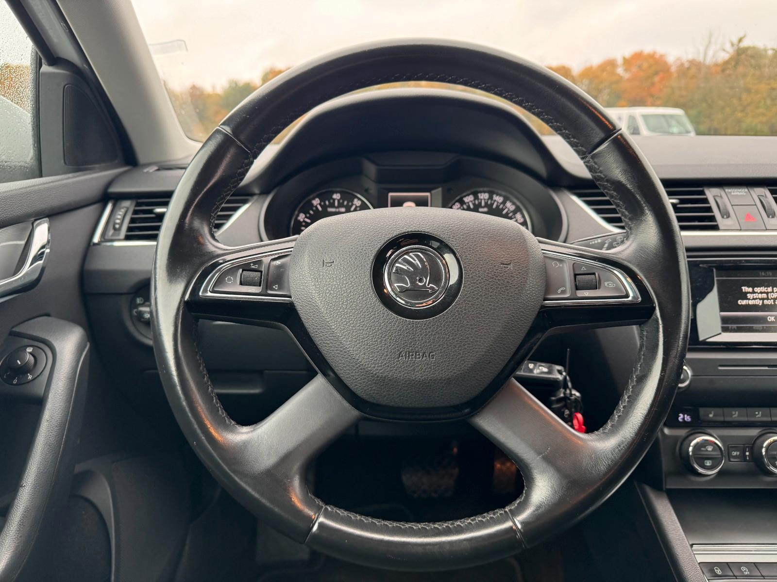 Skoda Octavia 2015 — photo 19