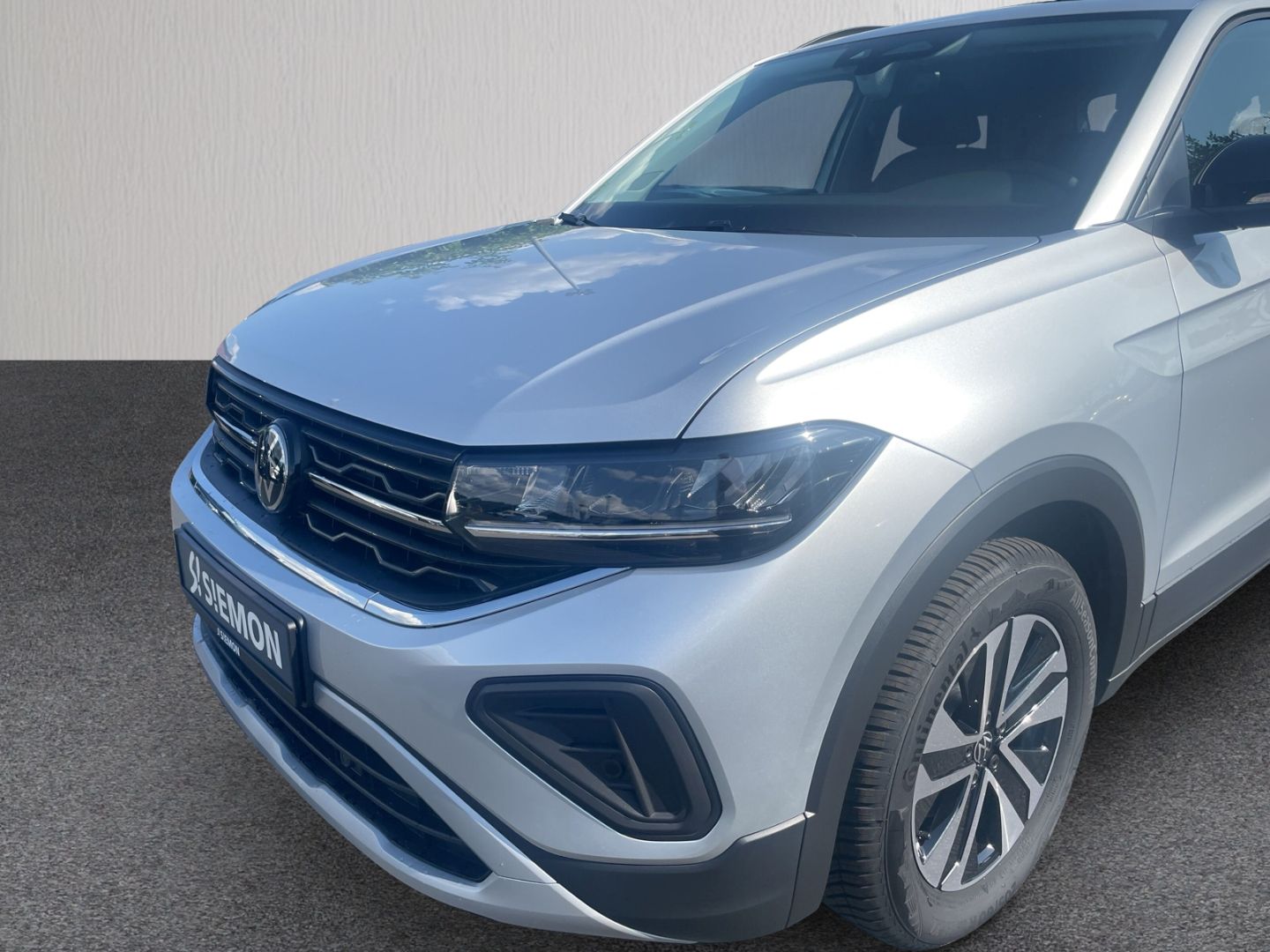 Volkswagen T-Cross 1.0 TSI DSG ENERGY LED AHK GJR NAVI KAME imagem 2