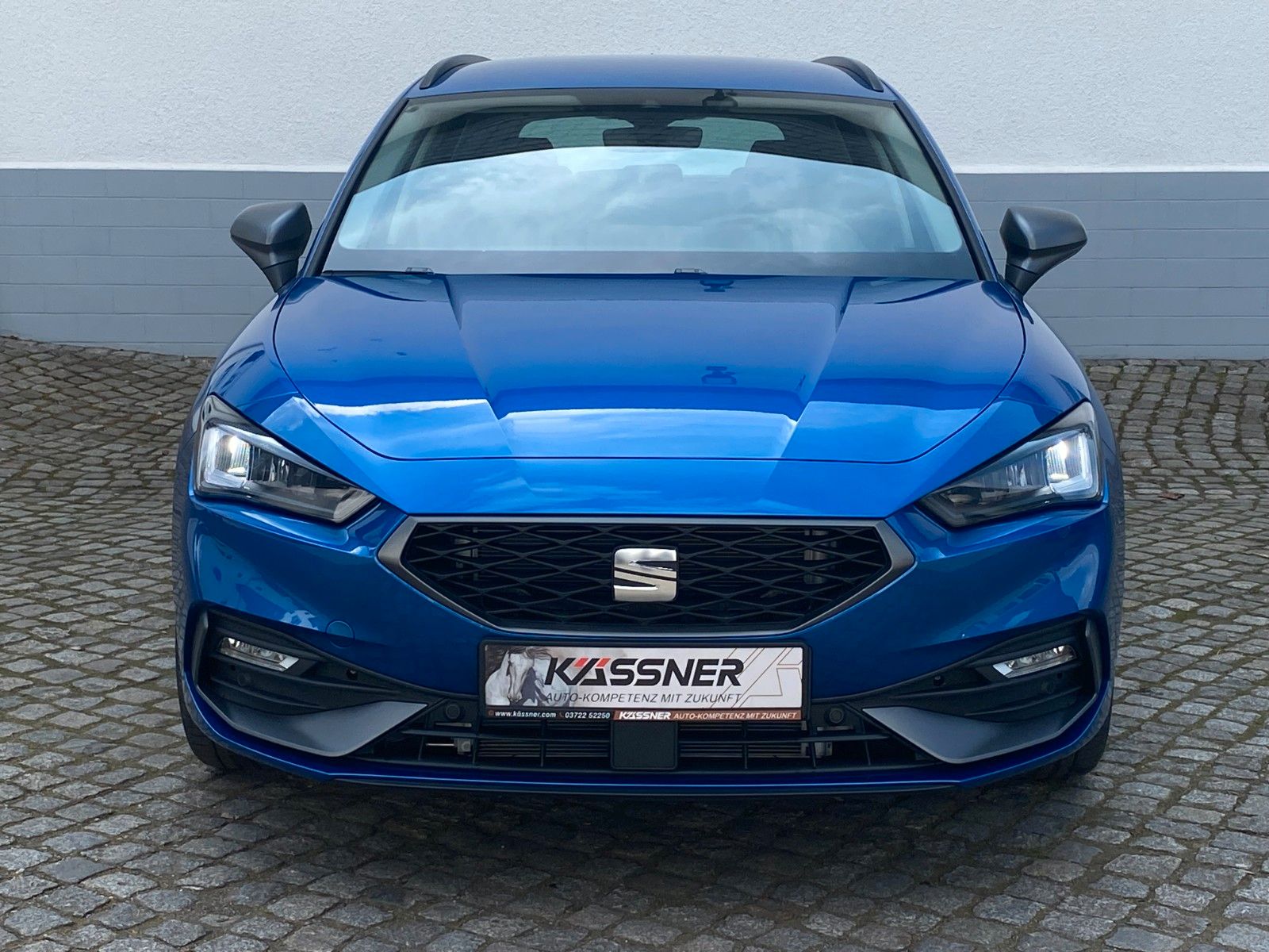 Fahrzeugabbildung SEAT Leon Sportstourer 1.5 eTSI FR *DSG *AHZV