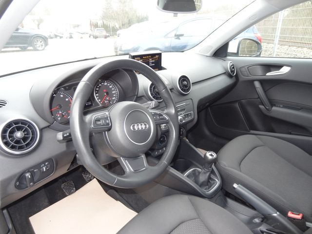 Fahrzeugabbildung Audi A1 Sportback/Garantie/SitzH/Tempomat/