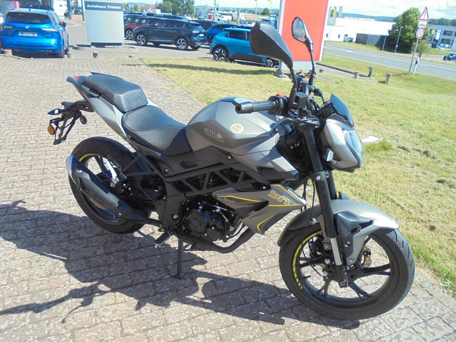 Benelli BN125