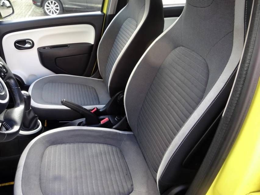 Fahrzeugabbildung Renault Twingo 1.0 SCe 70 Liberty  ALW-Reifen