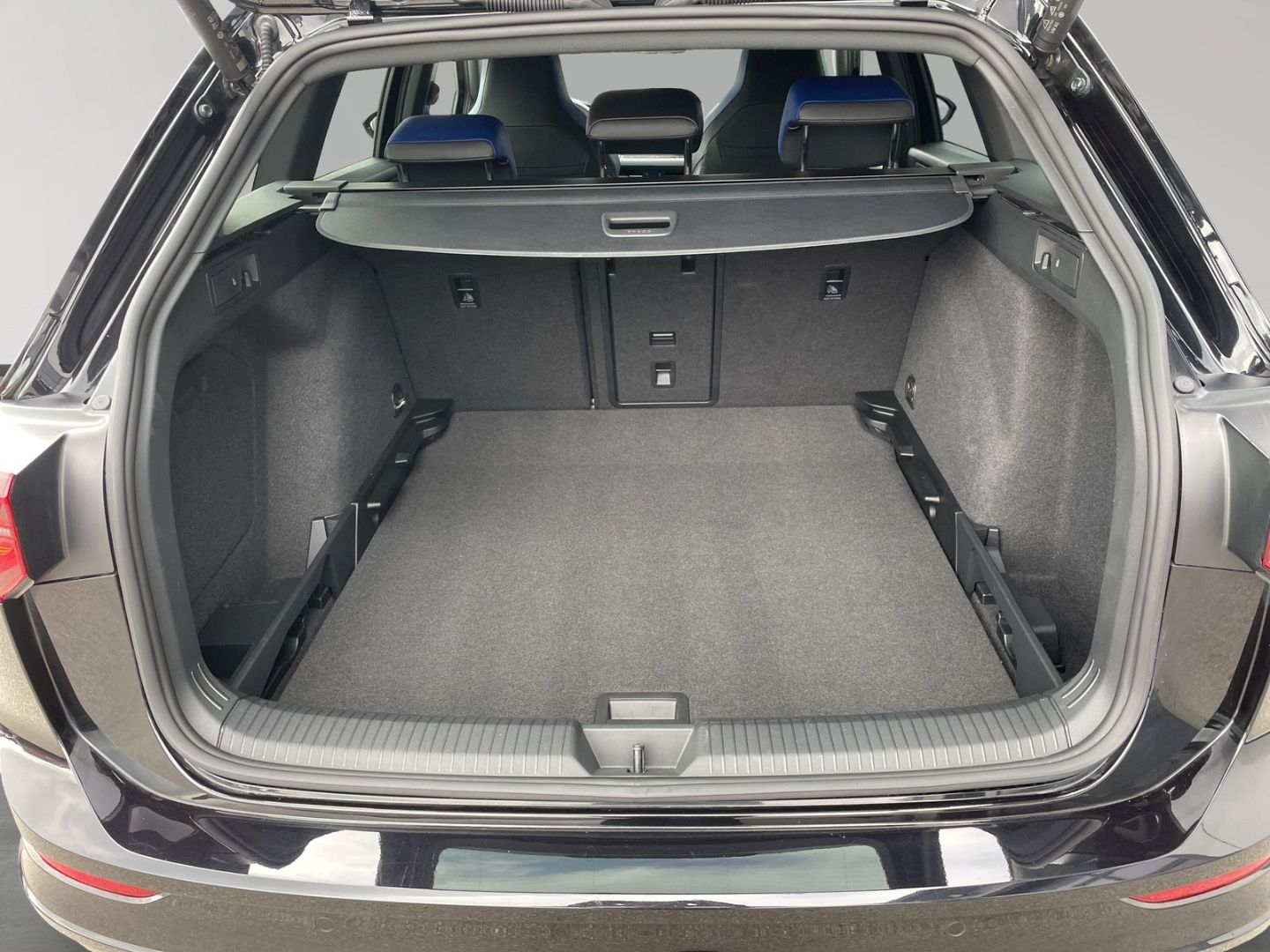 Volkswagen Golf - Bild 9