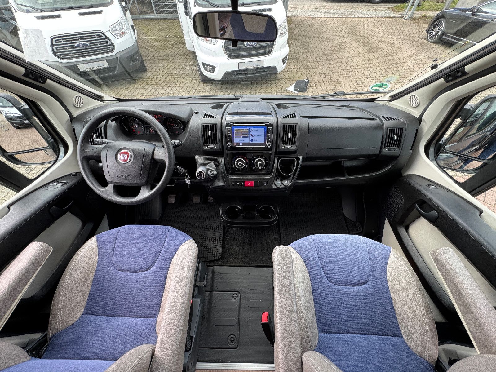 Fahrzeugabbildung Weinsberg 540 CaraBus FIAT DUCATO AHK STANDHEIZUNG 1.HAND