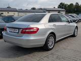 Mercedes-Benz E 200  CGI BlueEfficiency TEMP*PDC*SHZ*BLUETOOTH - Mercedes-Benz E-Class aus 2009