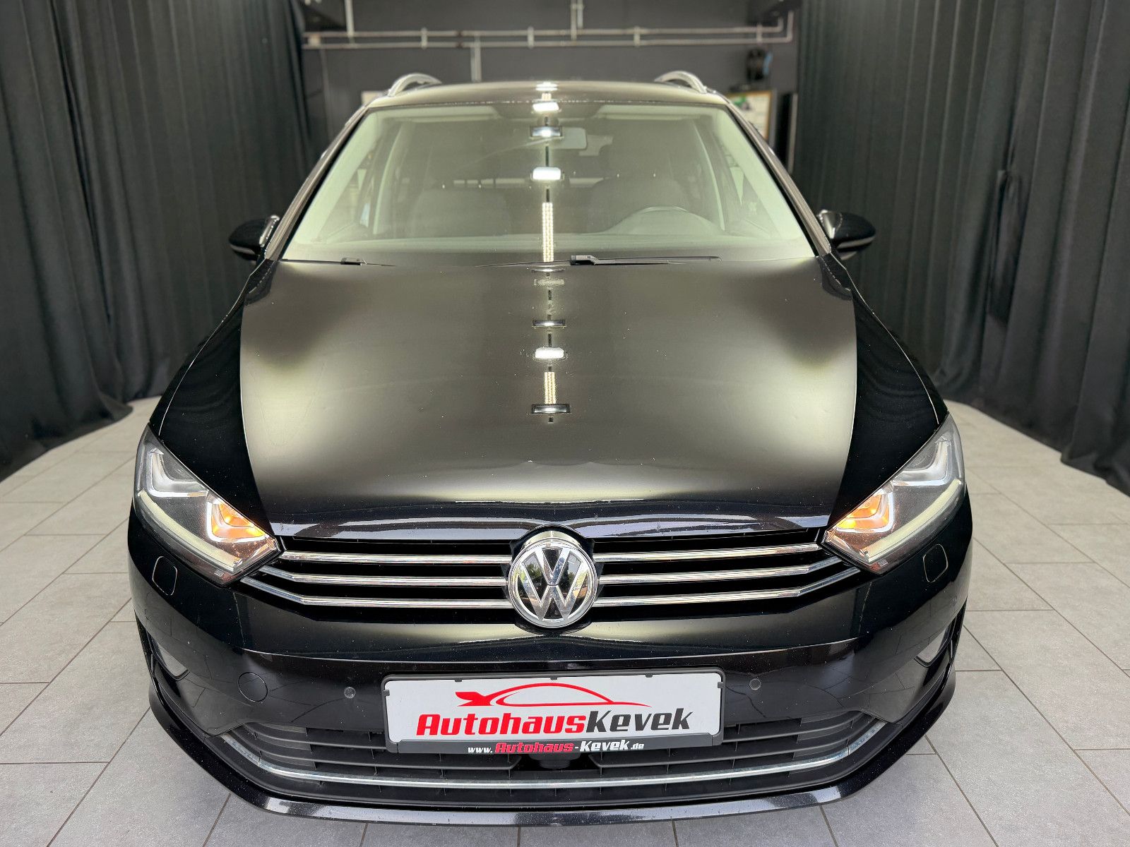 Fahrzeugabbildung Volkswagen Golf Sportsvan VII Highline |AUTOMATIK|PDC|DSG