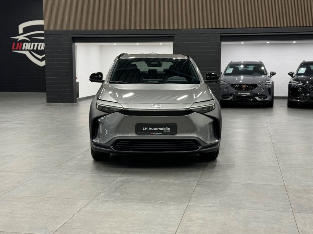 Image of Toyota bZ4X