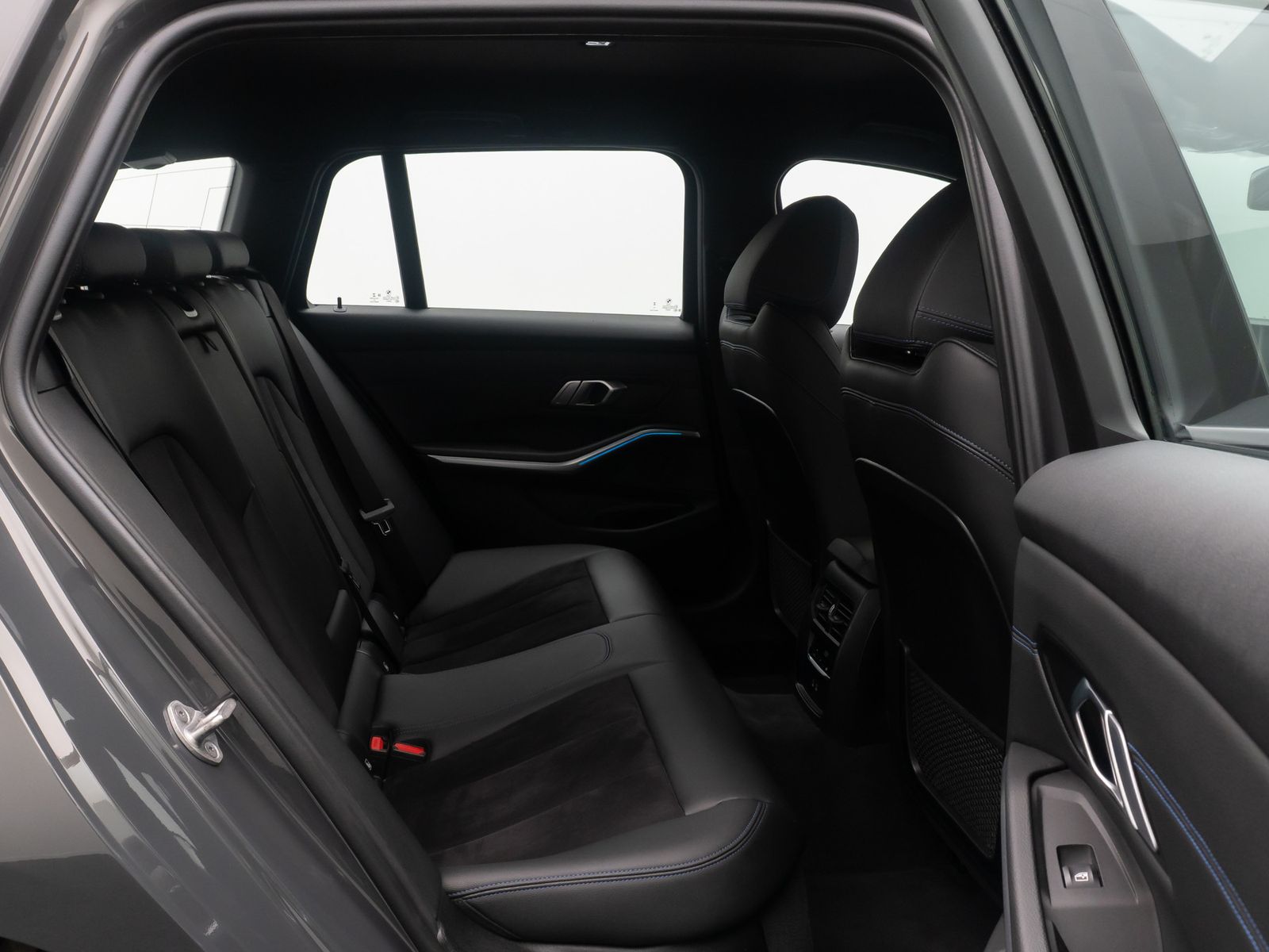 Fahrzeugabbildung BMW M340d xD HUD DAB HiFi AHK Alarm Komfort 19Zoll