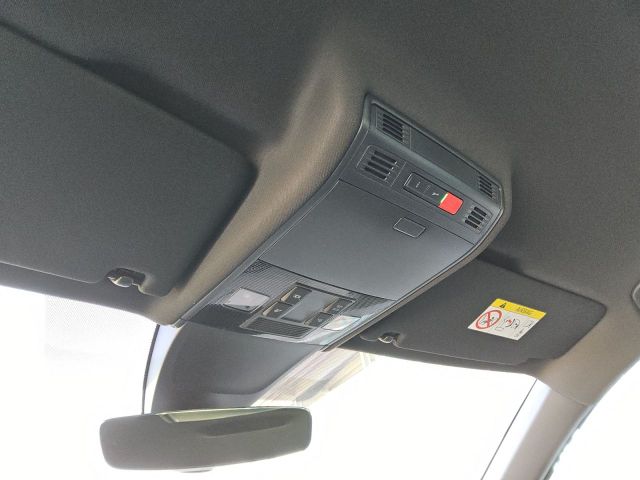Tiguan 2.0TDI UNITED Aut. Navi Matrix