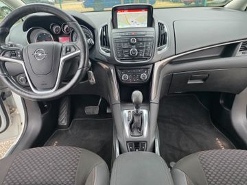 Opel Zafira - 11