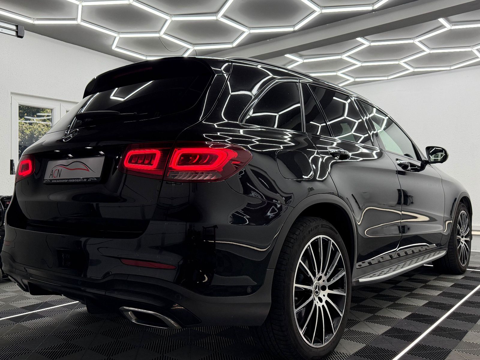 Fahrzeugabbildung Mercedes-Benz GLC 400 d 4Matic AMG-LINE/AMBIENTE+/360*/MEMORY