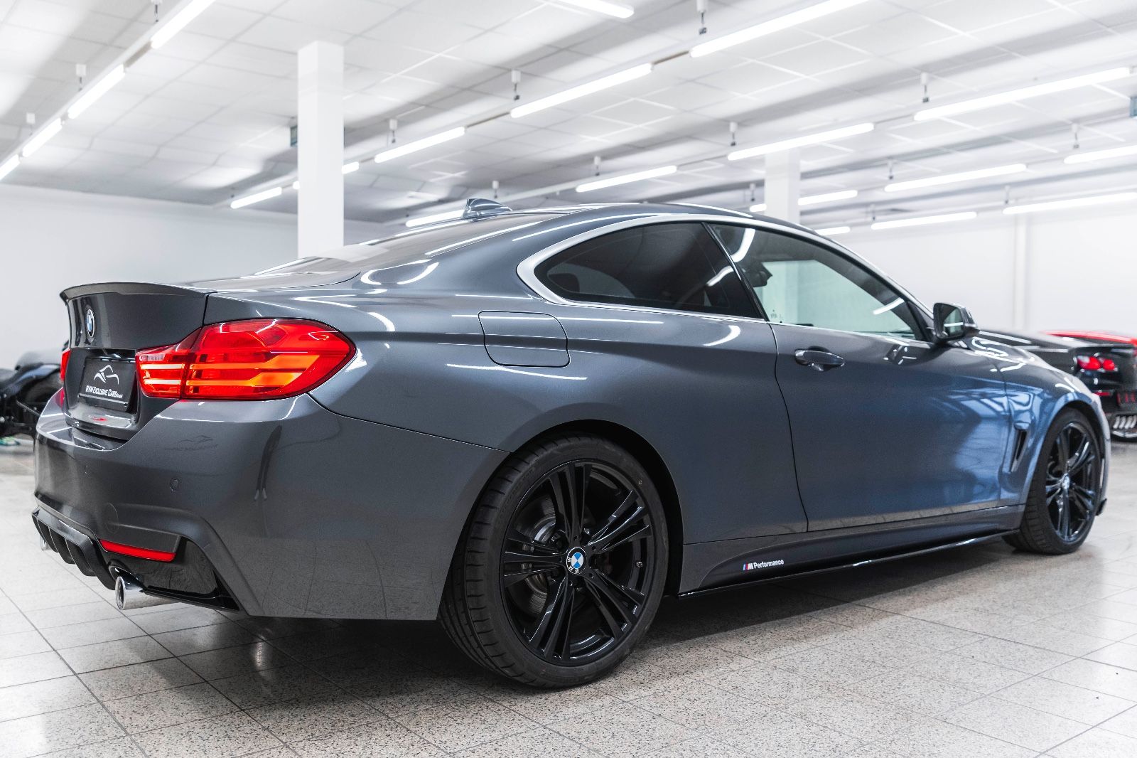 Fahrzeugabbildung BMW 440i Coupé M-PERFORMANCE  HARMAN NAV KAM