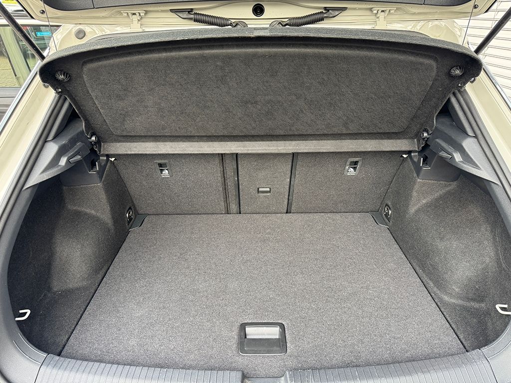 T-Roc 1.5 TSI DSG "MOVE PLUS" *NAVI*IQ.DRIVE*