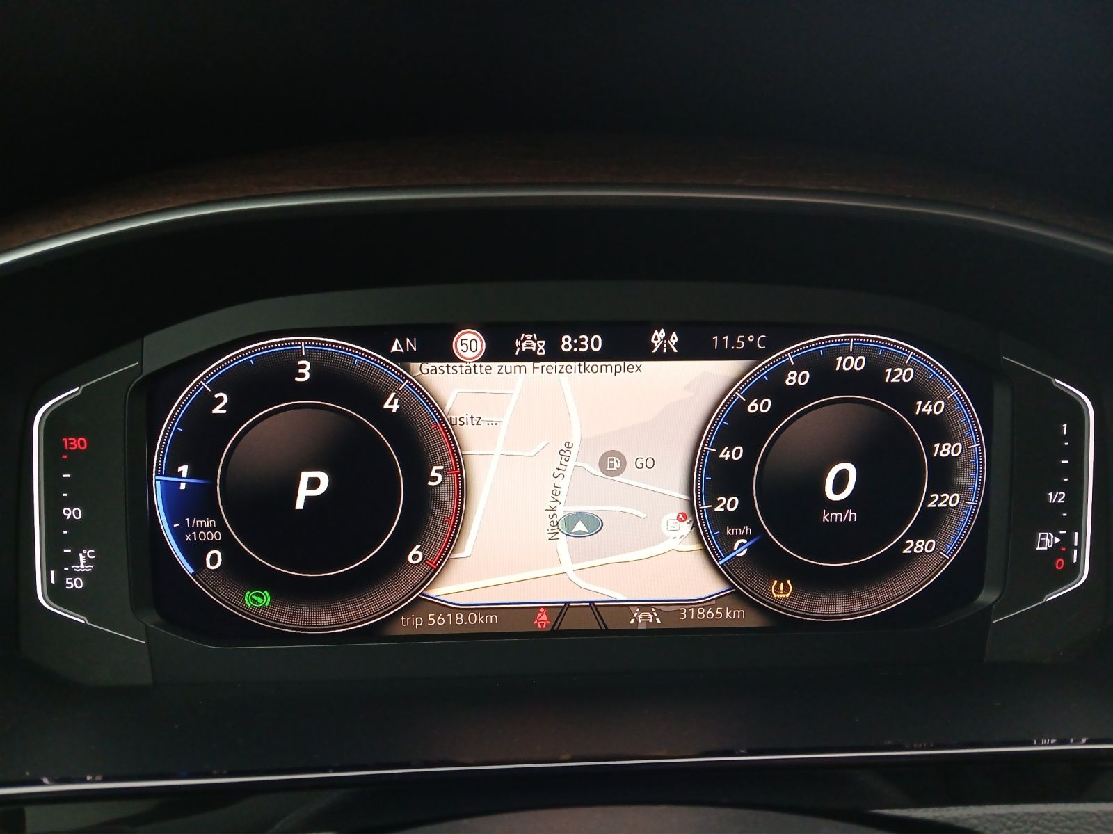 Fahrzeugabbildung Volkswagen Arteon SB TDI Elegance DSG LED AHK Navi AID ACC