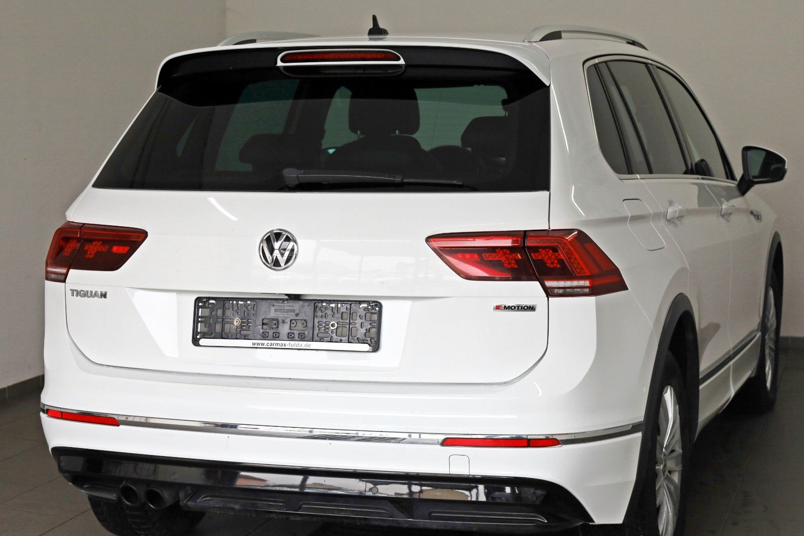 Fahrzeugabbildung Volkswagen Tiguan Highline,R Line,4M,Navi,ACC,Kamera,ParkAs