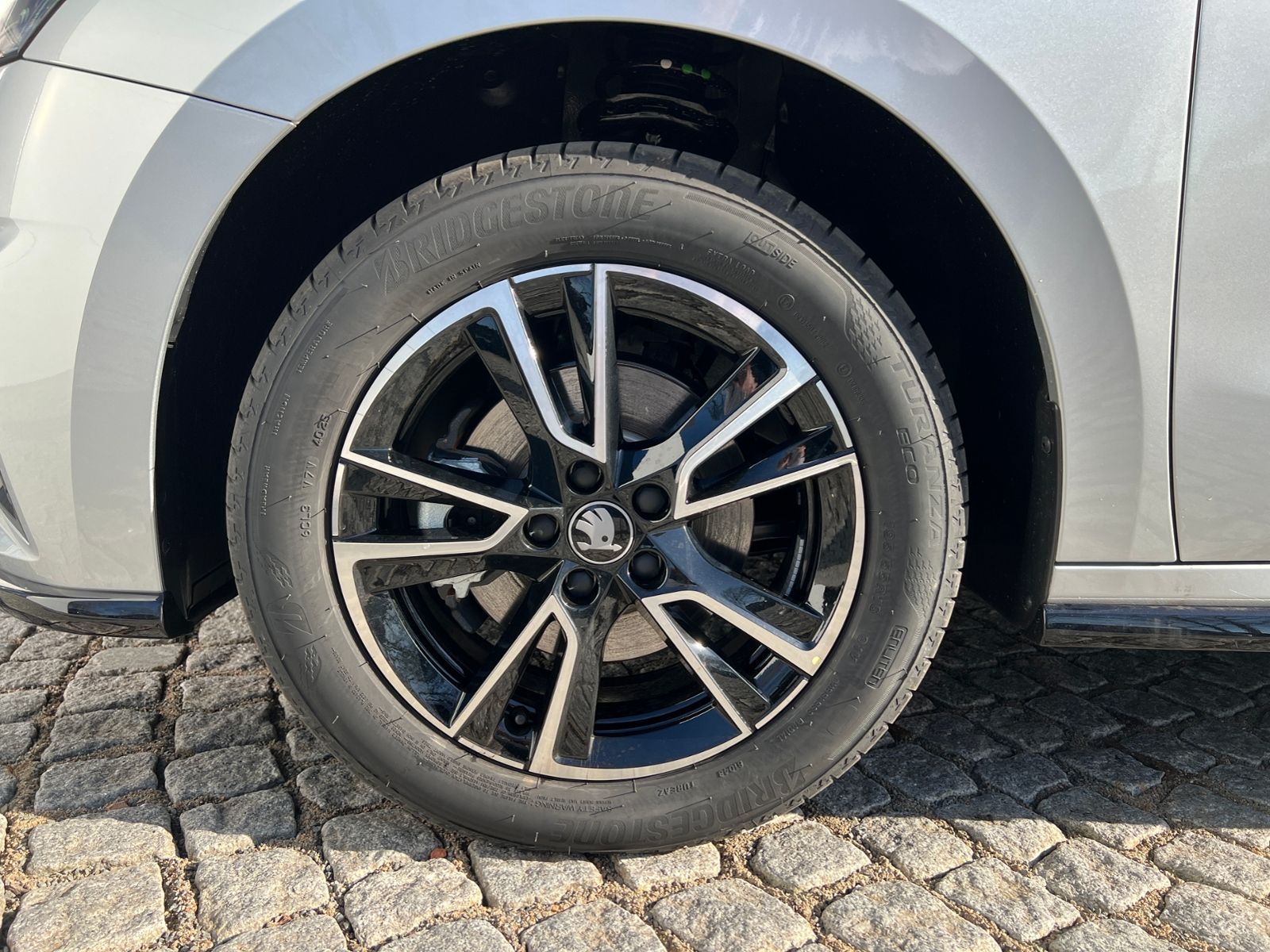 Fahrzeugabbildung SKODA Fabia Monte Carlo 1.5 TSI DSG *LED, ACC, SmartLi