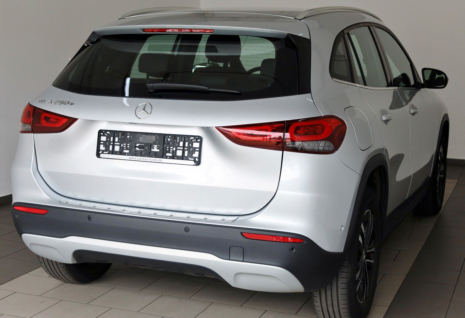 Fahrzeugabbildung Mercedes-Benz GLA 250 e Style, T.Leder,Navi,LED,SH,Kamera,