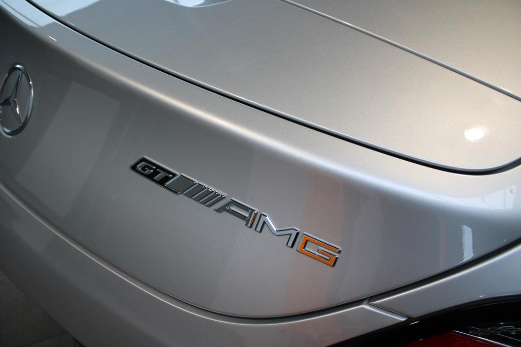 Mercedes-Benz SLS AMG