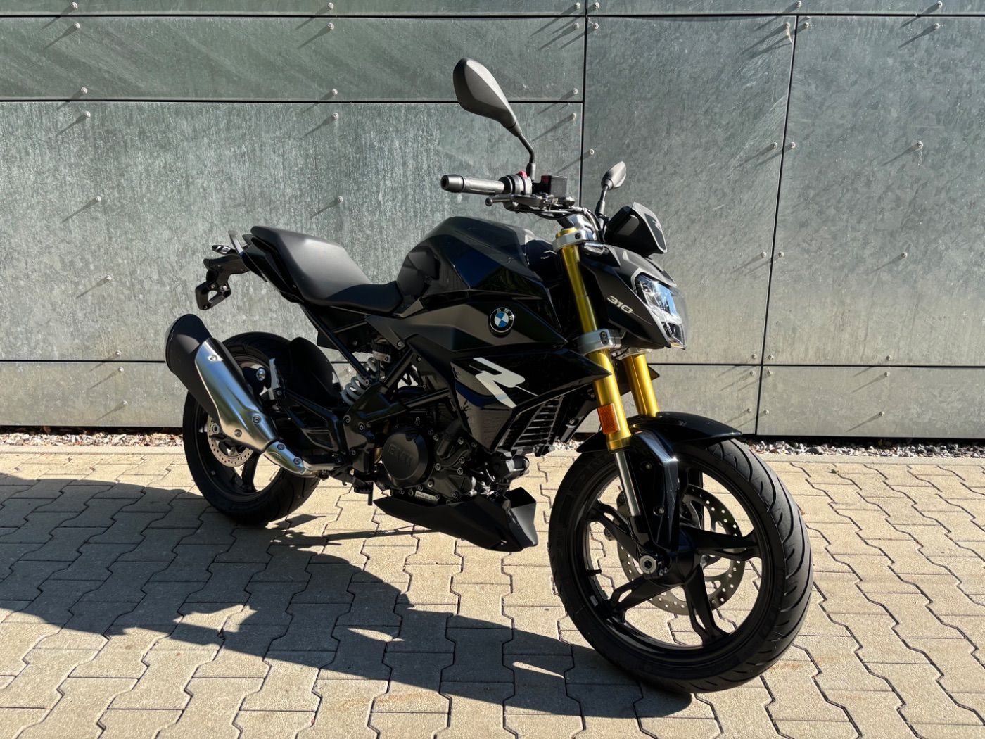 Fahrzeugabbildung BMW G 310 R