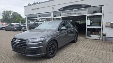 Audi Q7 - 1