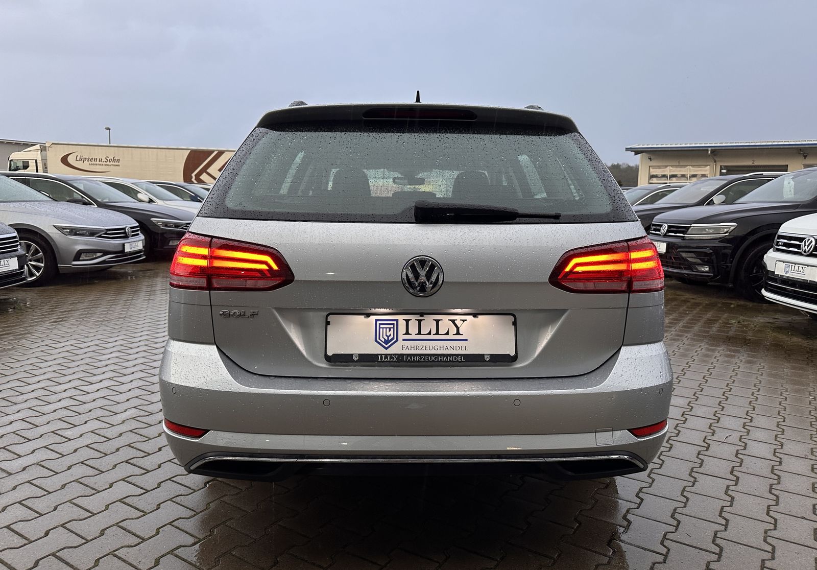 Fahrzeugabbildung Volkswagen Golf 2.0 TDI*LED*Navi*PDC*ACC*Navi-High*