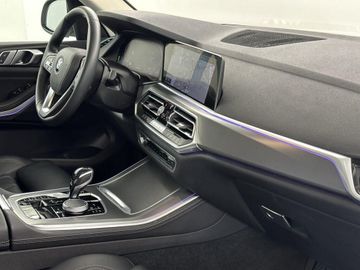 BMW X5 - 11