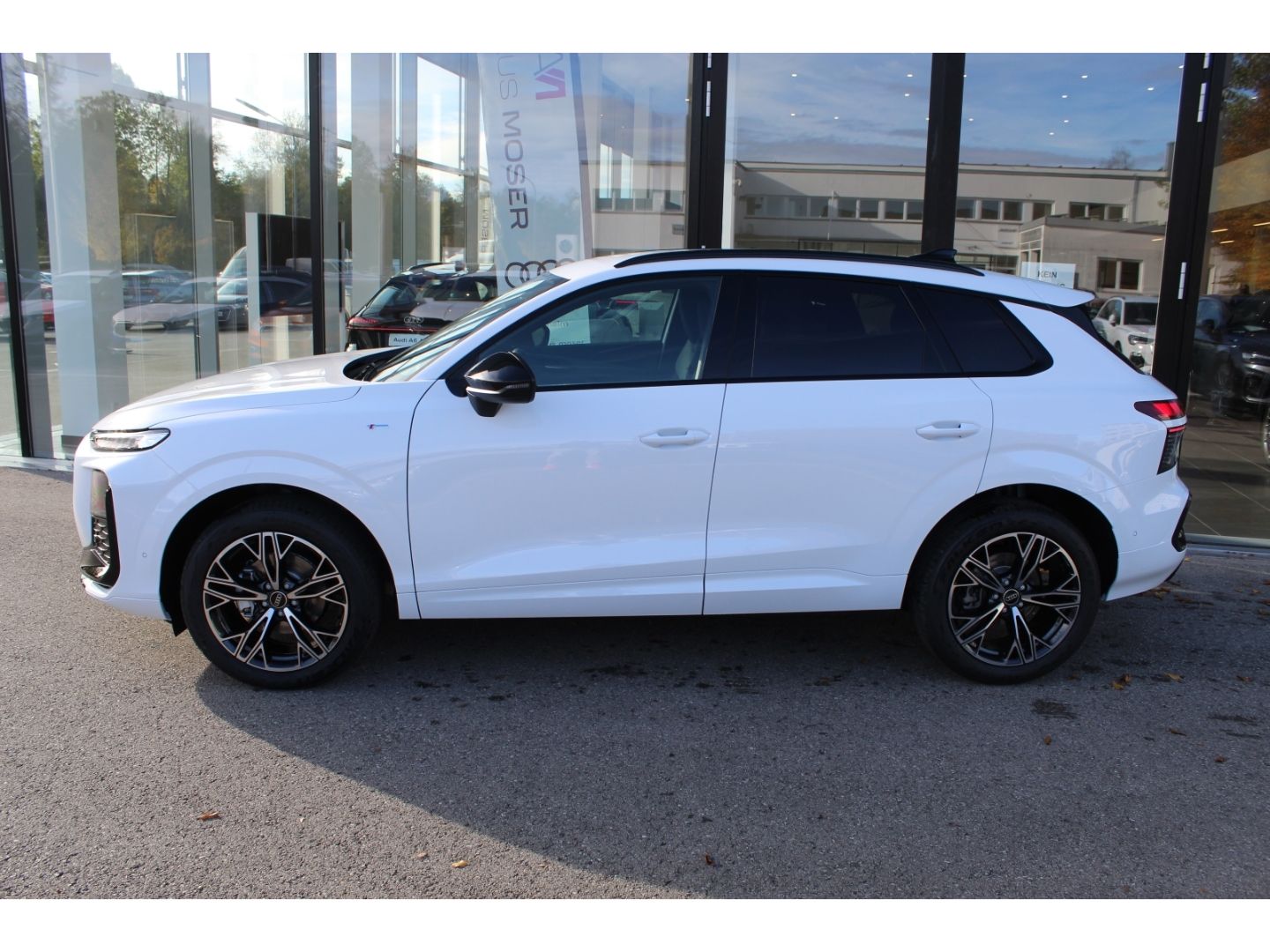 Q3 SUV TFSI MJ 2026 S-tr. - S-line*Tech+*LED*Pri