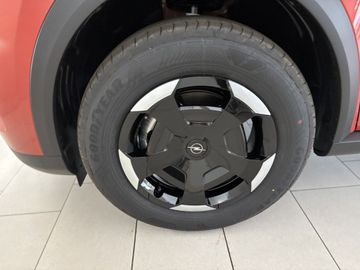 Fotografie des Opel Frontera 1.2 DI Hybrid 48V eDCT Edition (1G)