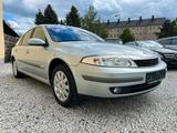 Renault Laguna  1.8 16V Automatik Tüv - Renault Laguna mit Benzin-Antrieb: Limousine