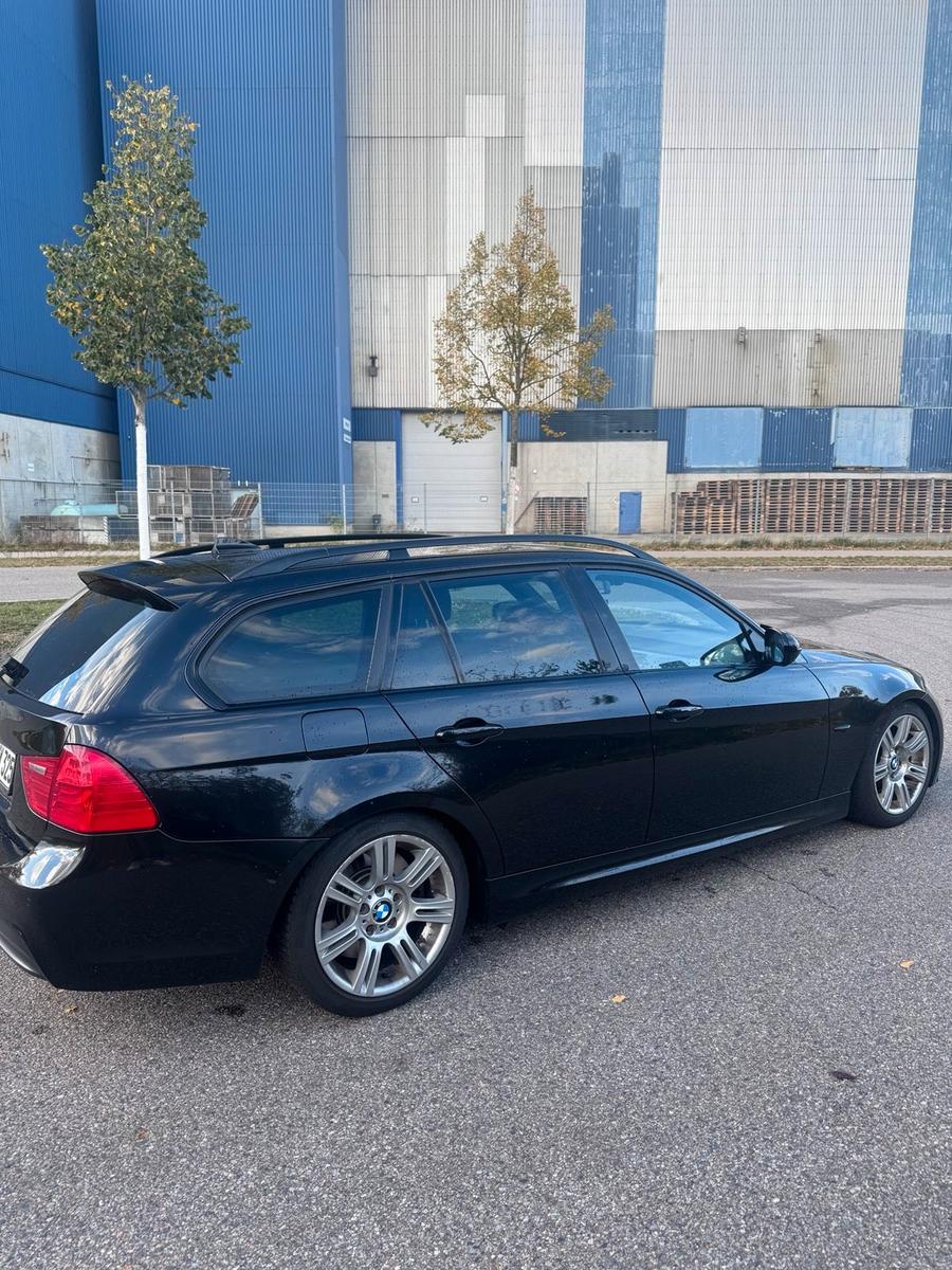 BMW 325 2009 — photo 6