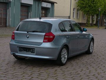 BMW 120 - 6